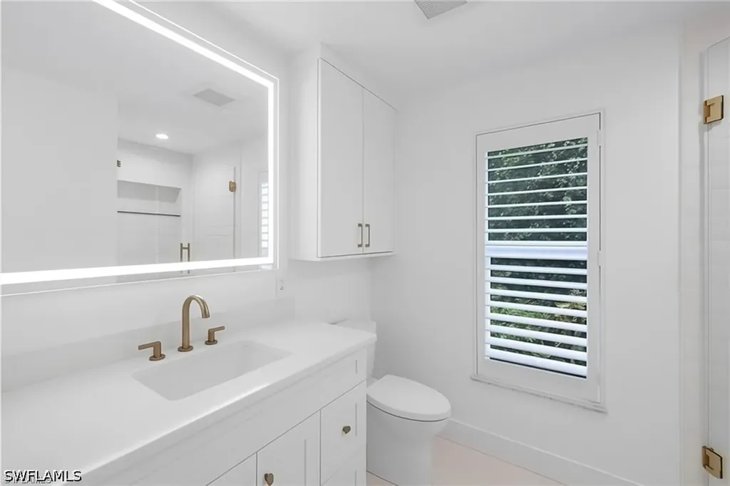 1250 Tuna Court Naples FL 34102