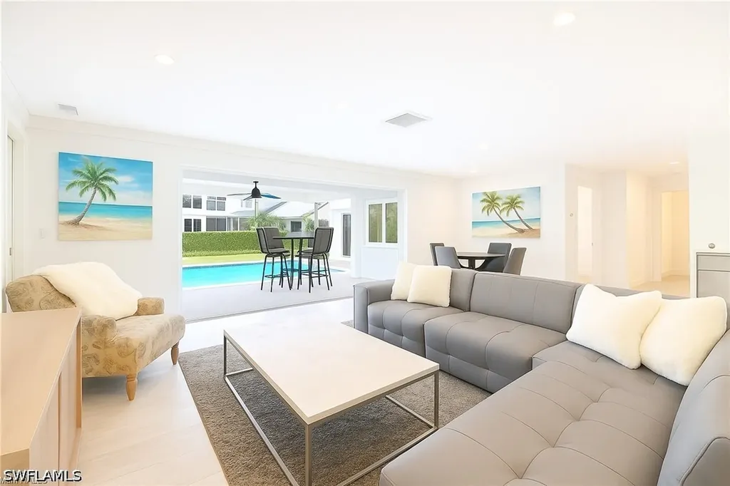 1250 Tuna Court Naples FL 34102