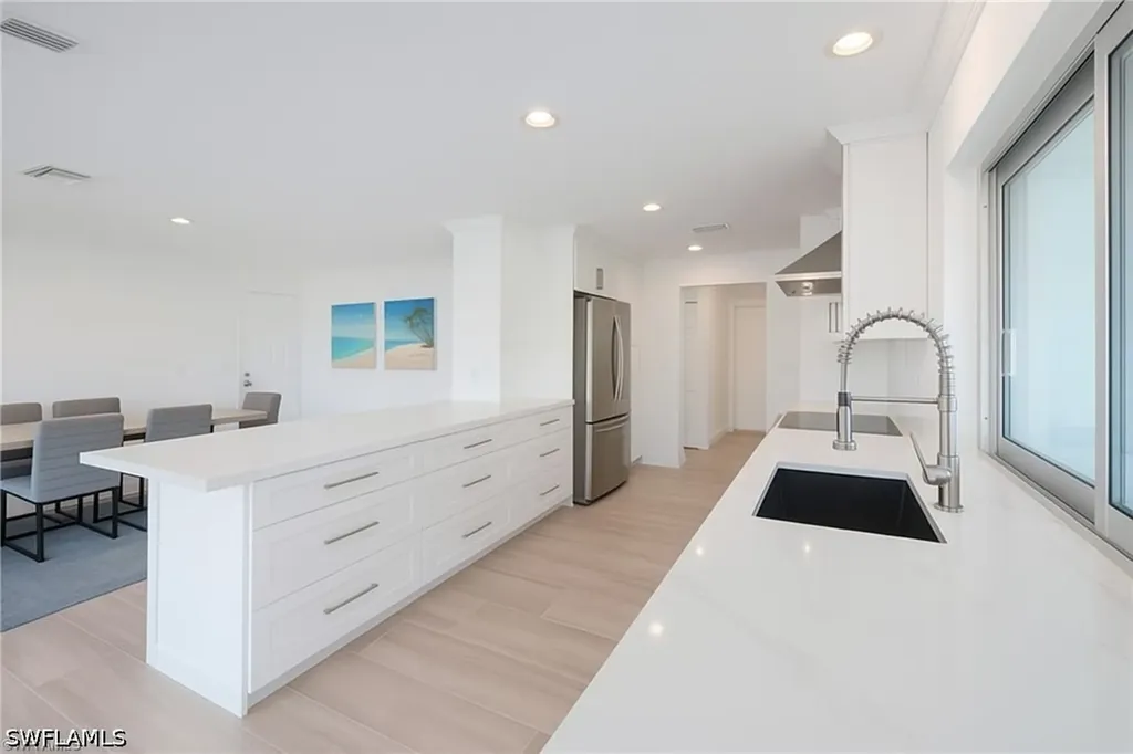 1250 Tuna Court Naples FL 34102