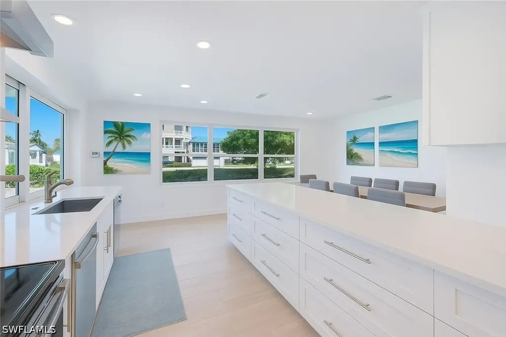 1250 Tuna Court Naples FL 34102