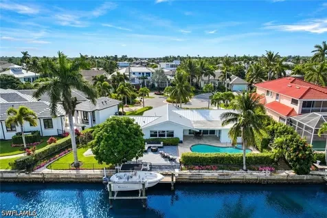 1250 Tuna Court Naples FL 34102