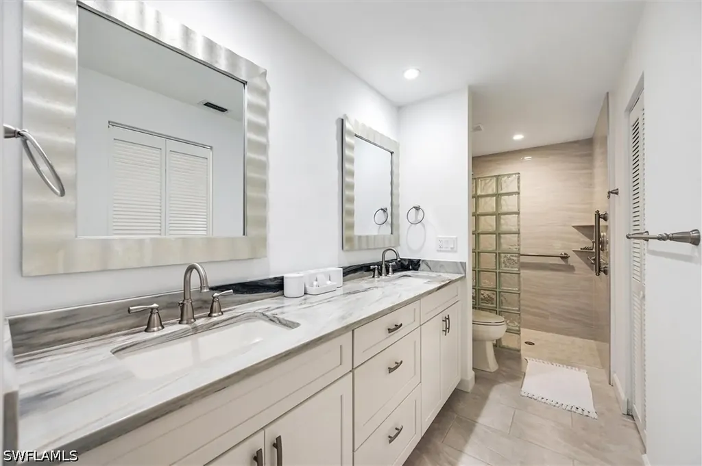 859 Tanbark Drive Naples FL 34108