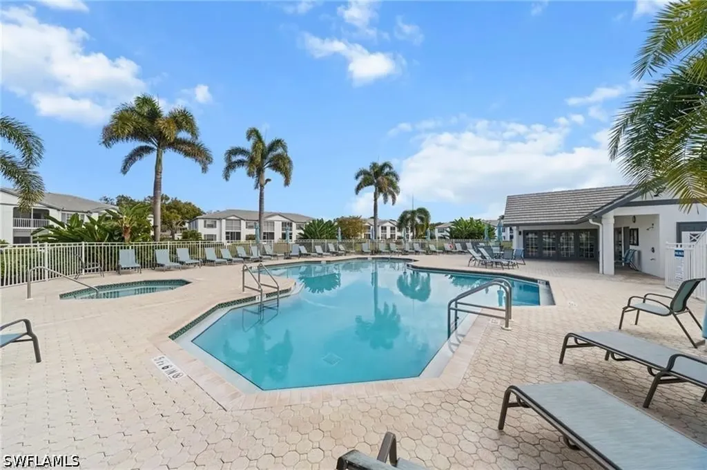 859 Tanbark Drive Naples FL 34108