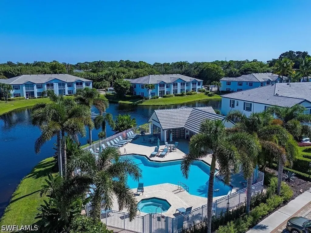 859 Tanbark Drive Naples FL 34108