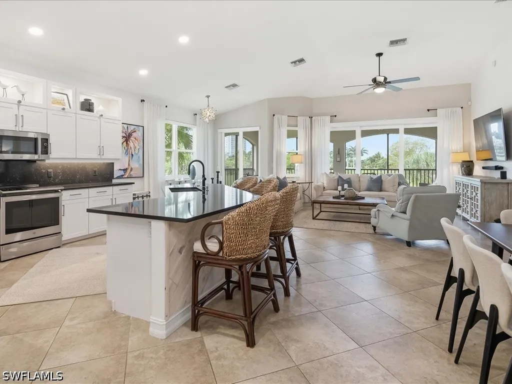 1259 Rialto Way Naples FL 34114