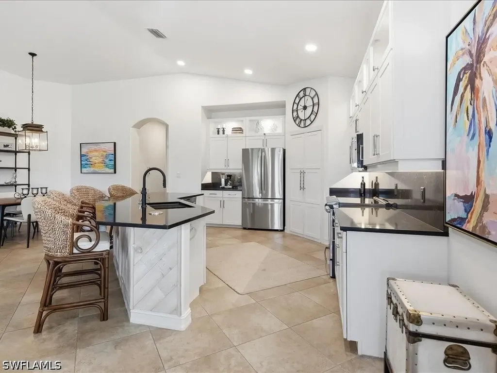 1259 Rialto Way Naples FL 34114