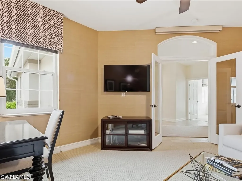 1259 Rialto Way Naples FL 34114