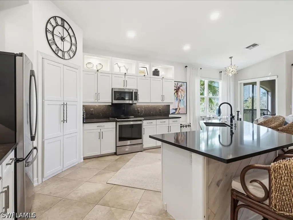 1259 Rialto Way Naples FL 34114