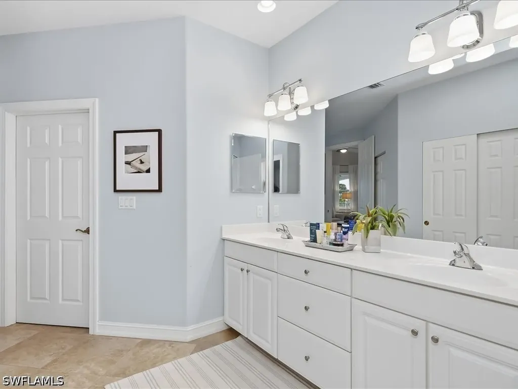 1259 Rialto Way Naples FL 34114