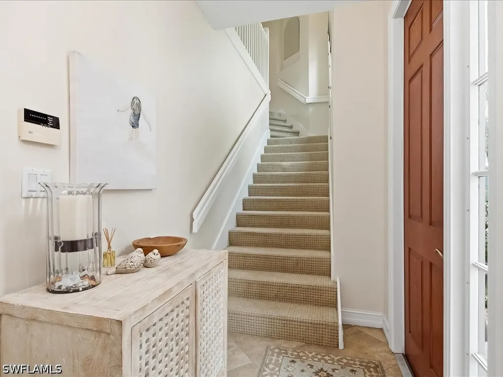 1259 Rialto Way Naples FL 34114