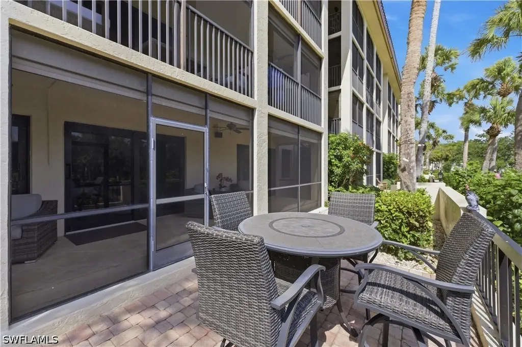 6080 Pelican Bay Boulevard Naples FL 34108