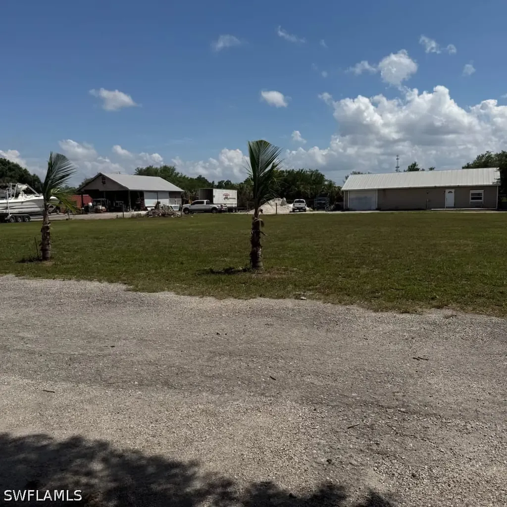 7950 Friendship Lane Naples FL 34120