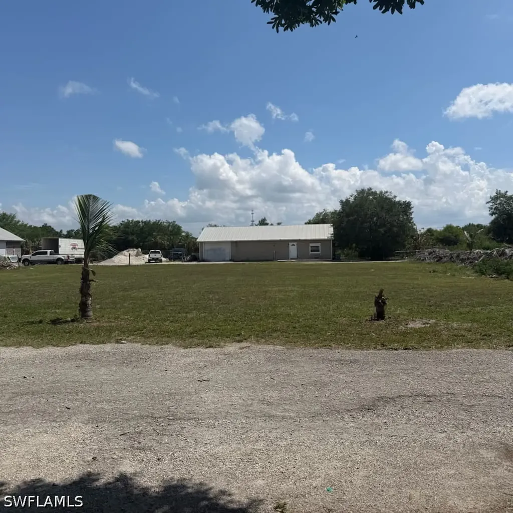 7850 Friendship Lane Naples FL 34120