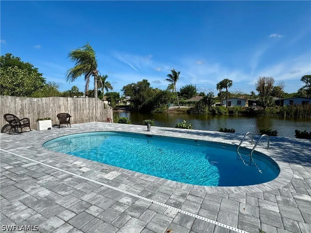 829 107th Avenue N Naples FL 34108