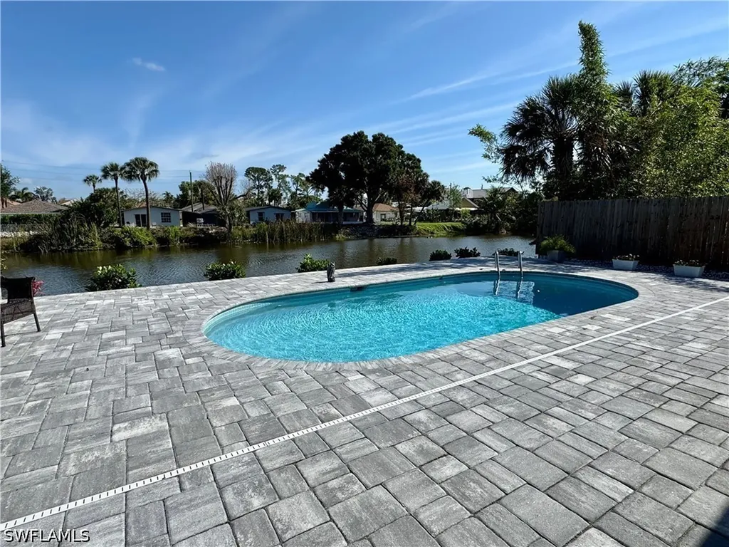 829 107th Avenue N Naples FL 34108