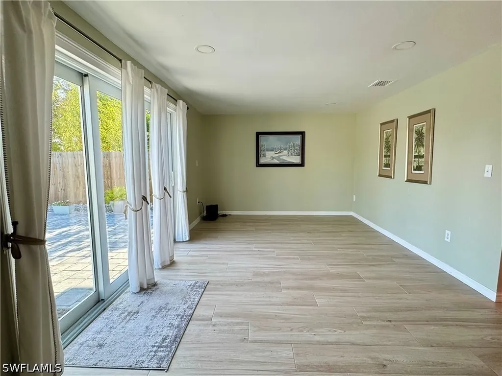 829 107th Avenue N Naples FL 34108