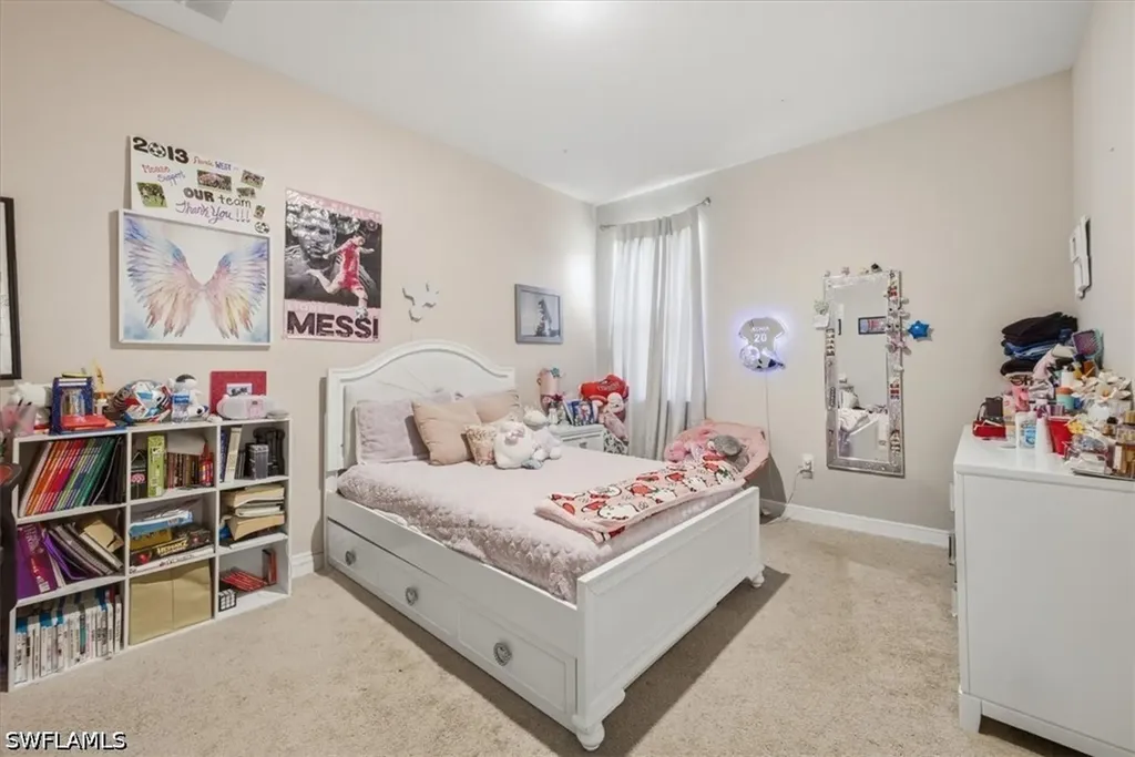 1025 NW 7th Place Cape Coral FL 33993