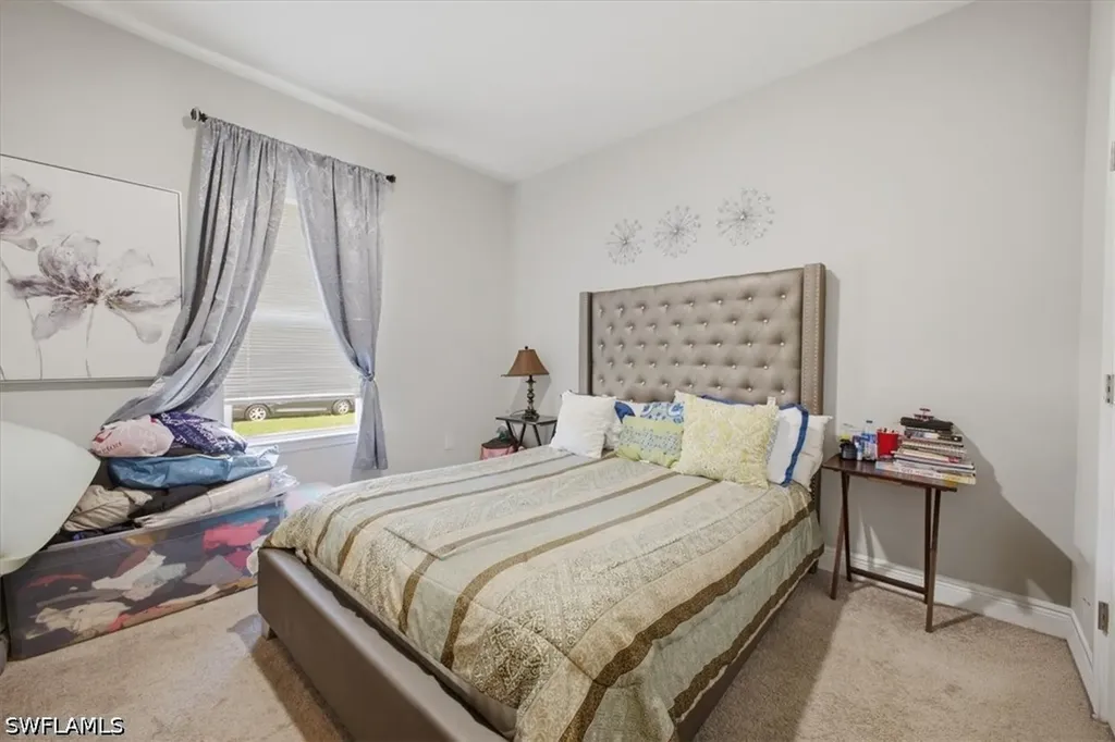 1025 NW 7th Place Cape Coral FL 33993