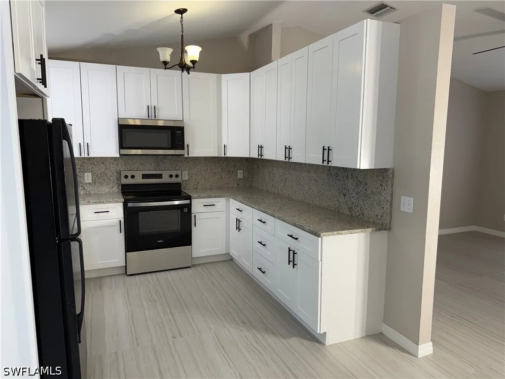 241 8th Street SE Naples FL 34117