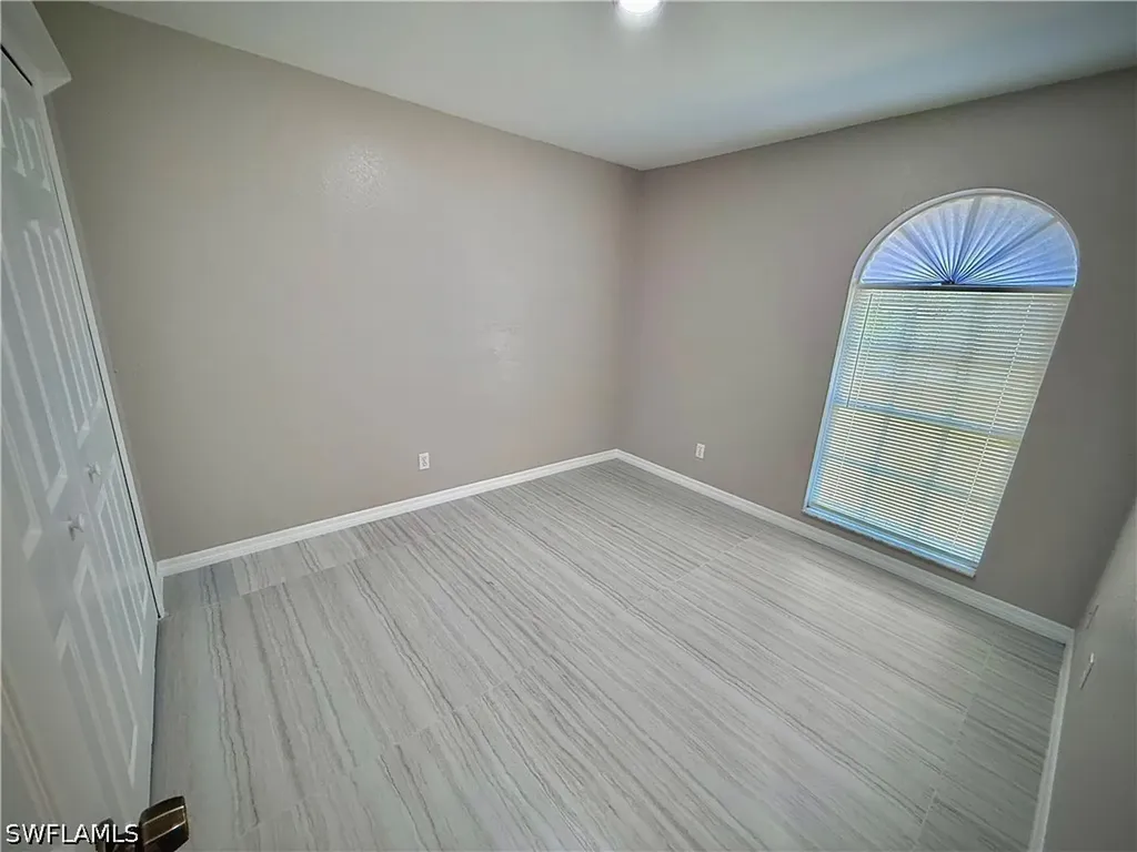 241 8th Street SE Naples FL 34117