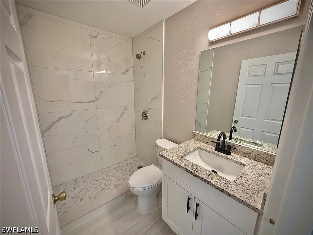 241 8th Street SE Naples FL 34117