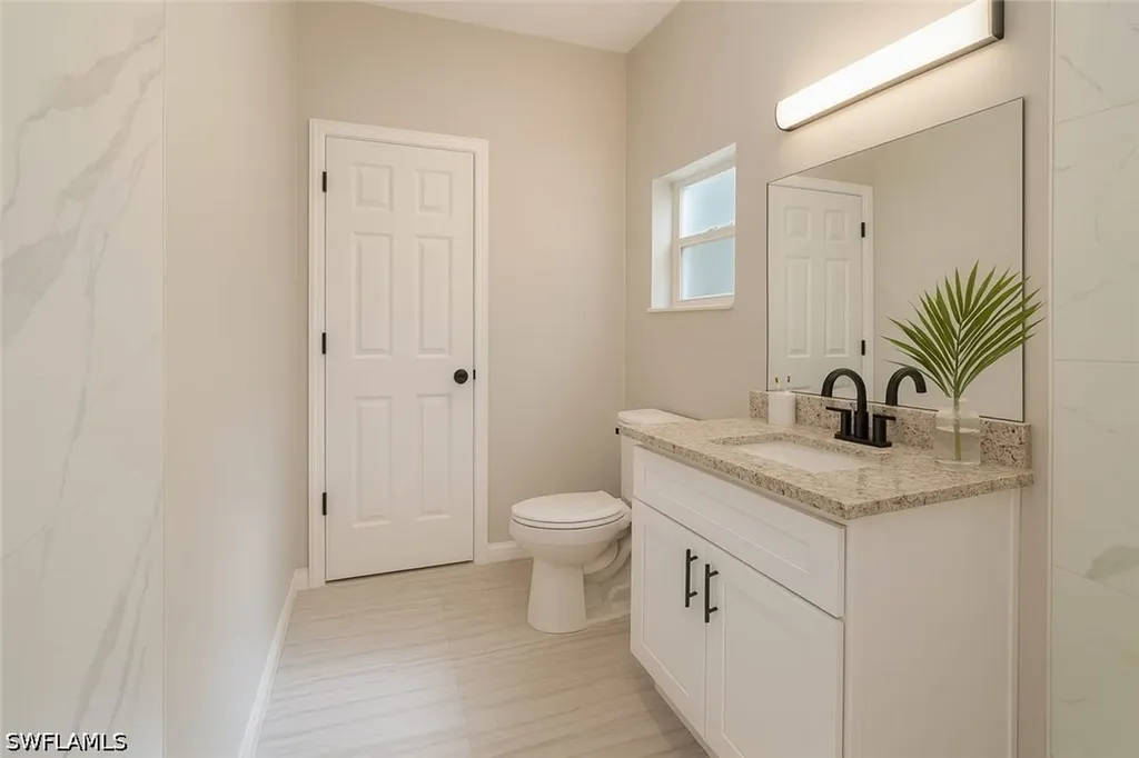 241 8th Street SE Naples FL 34117