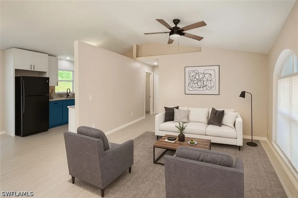 241 8th Street SE Naples FL 34117