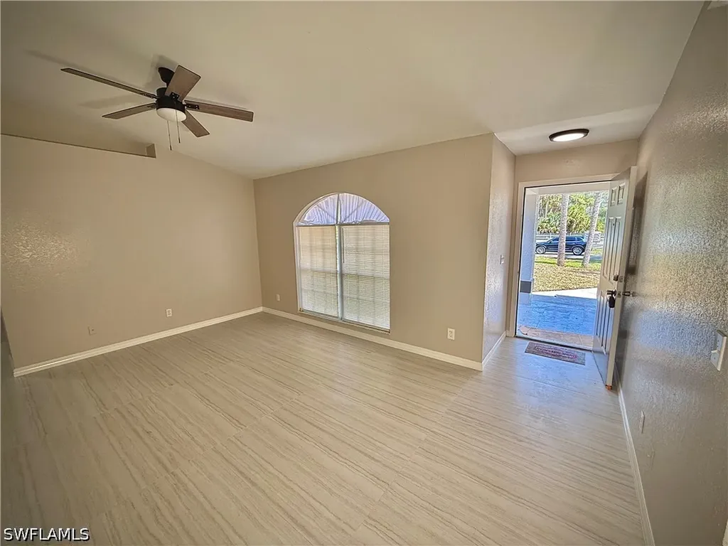 241 8th Street SE Naples FL 34117