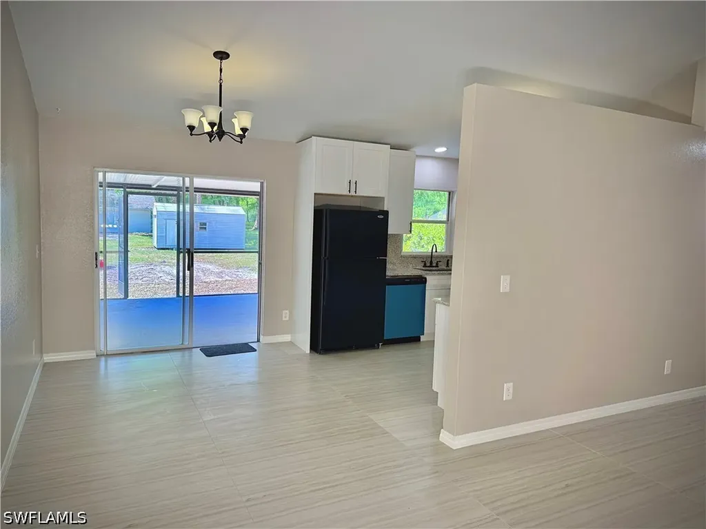 241 8th Street SE Naples FL 34117