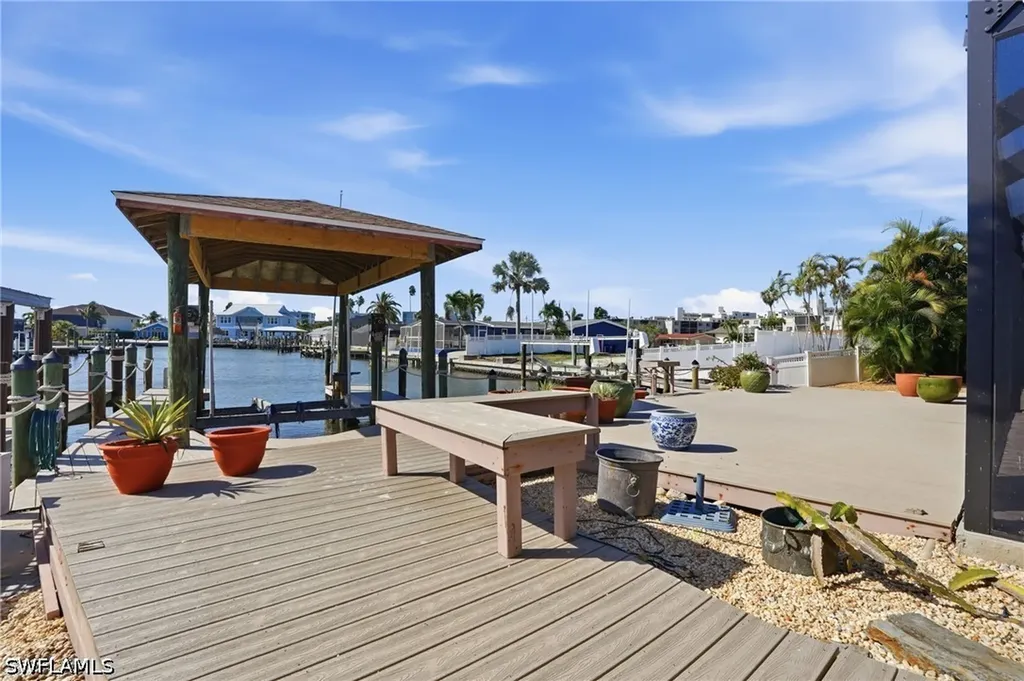 120 Albatross Street Fort Myers Beach FL 33931