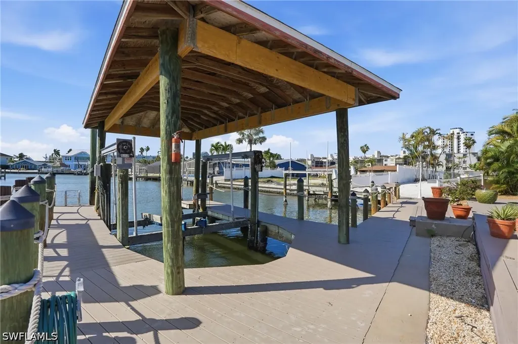 120 Albatross Street Fort Myers Beach FL 33931