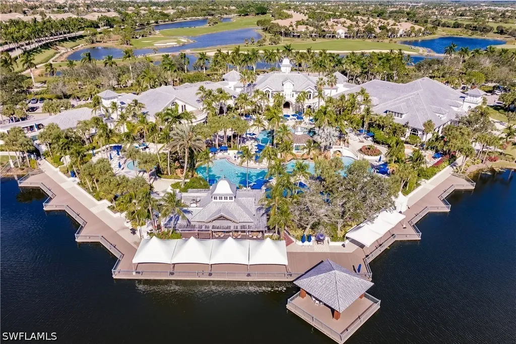 3157 Aviamar Circle Naples FL 34114