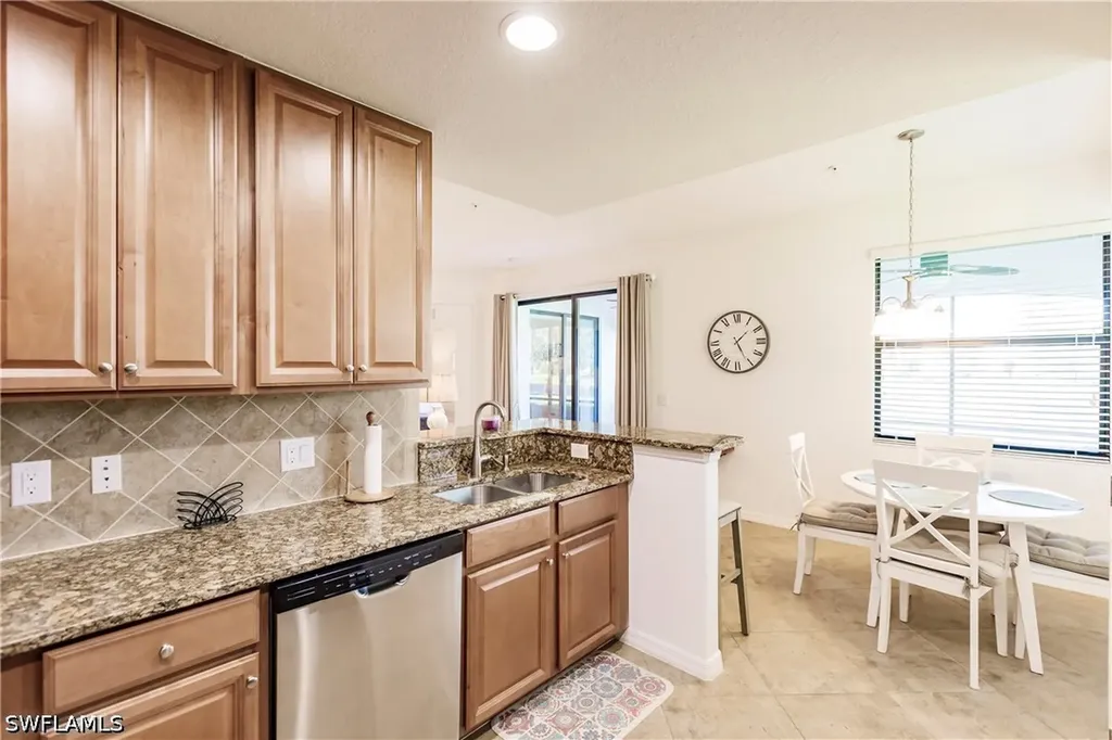 3157 Aviamar Circle Naples FL 34114