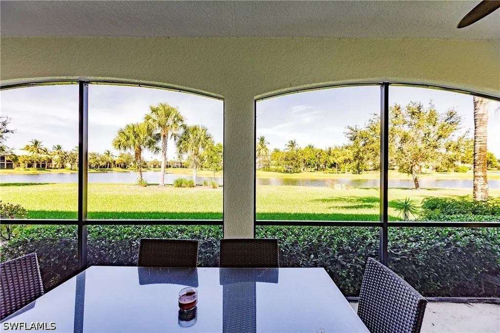 3157 Aviamar Circle Naples FL 34114
