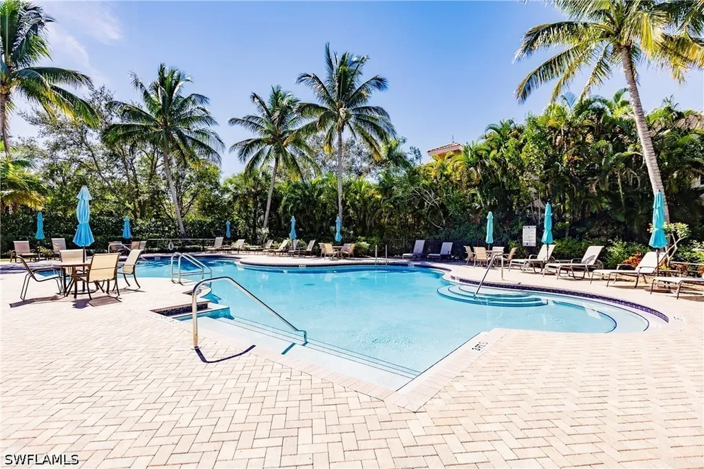 3157 Aviamar Circle Naples FL 34114