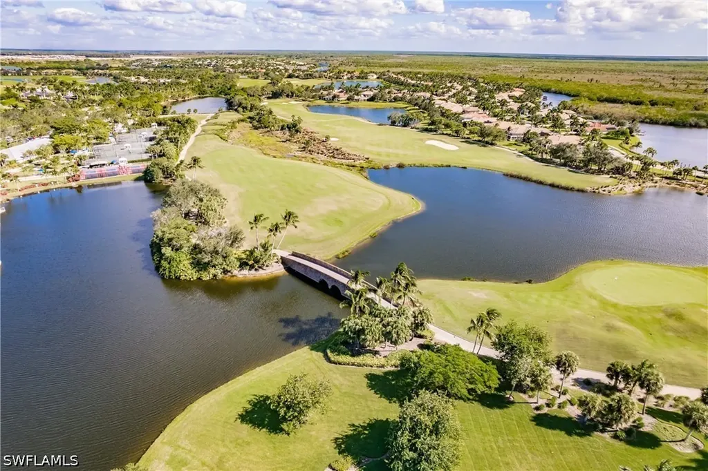 3157 Aviamar Circle Naples FL 34114