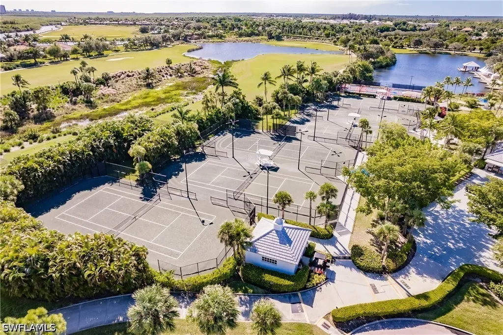 3157 Aviamar Circle Naples FL 34114