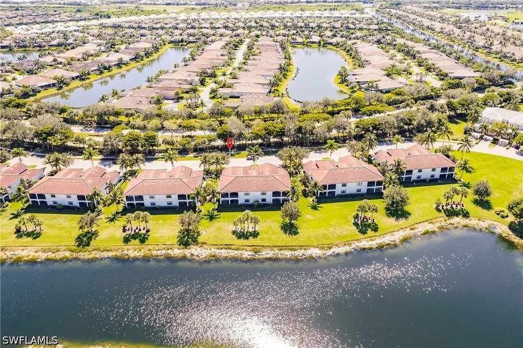 3157 Aviamar Circle Naples FL 34114