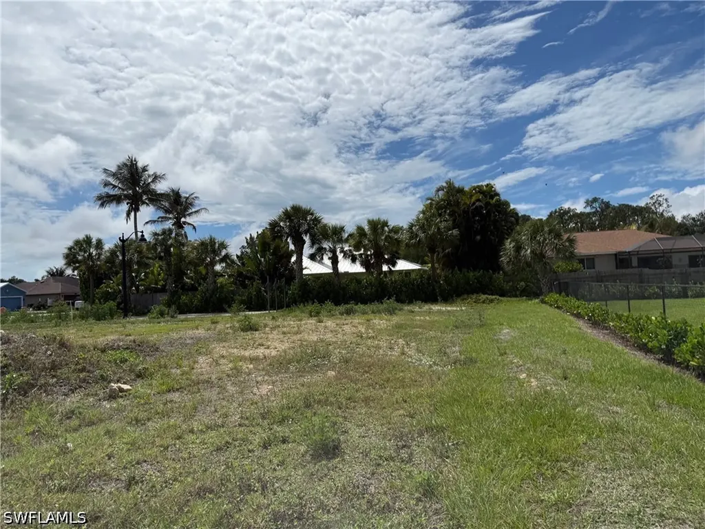306 Riviera Tulum Avenue Naples FL 34110