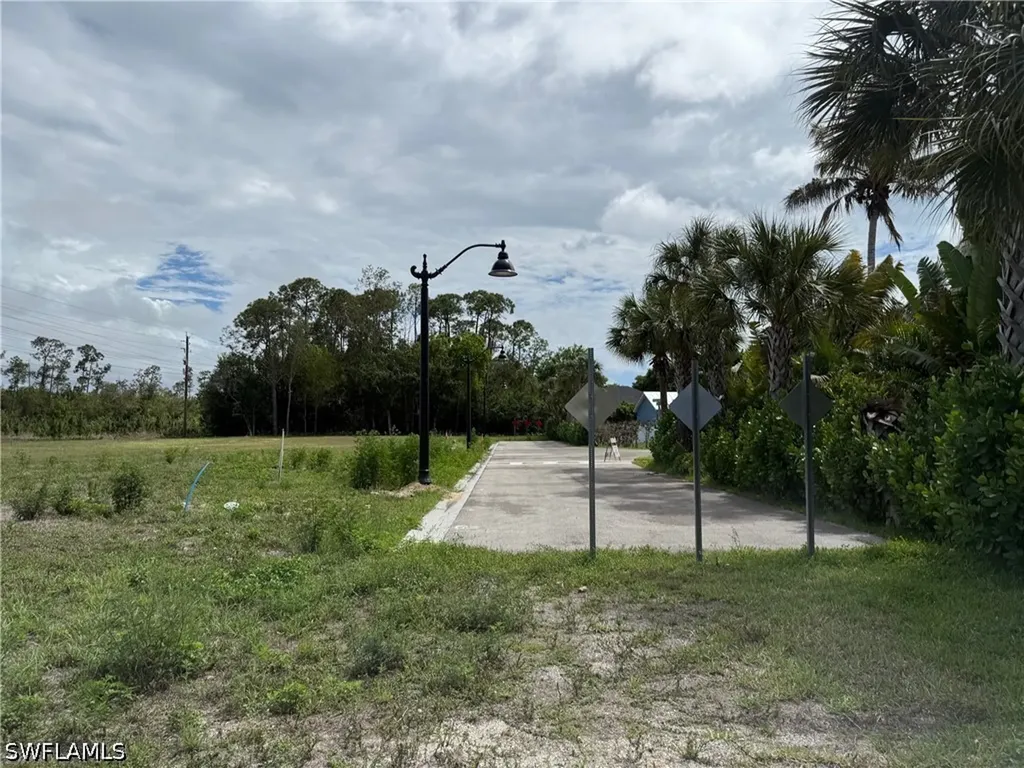 306 Riviera Tulum Avenue Naples FL 34110