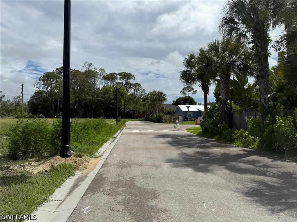 306 Riviera Tulum Avenue Naples FL 34110