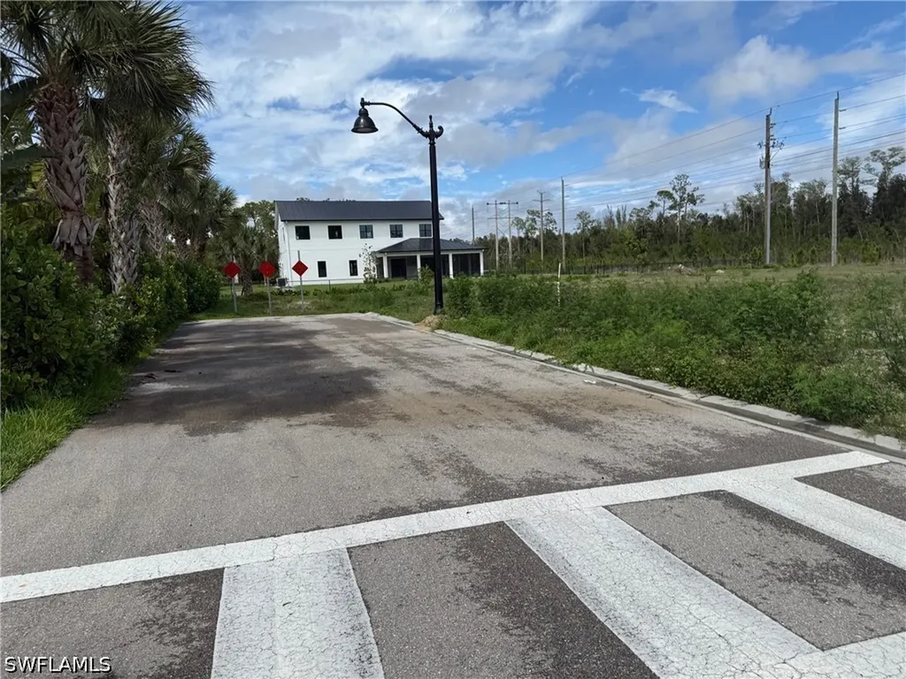 306 Riviera Tulum Avenue Naples FL 34110