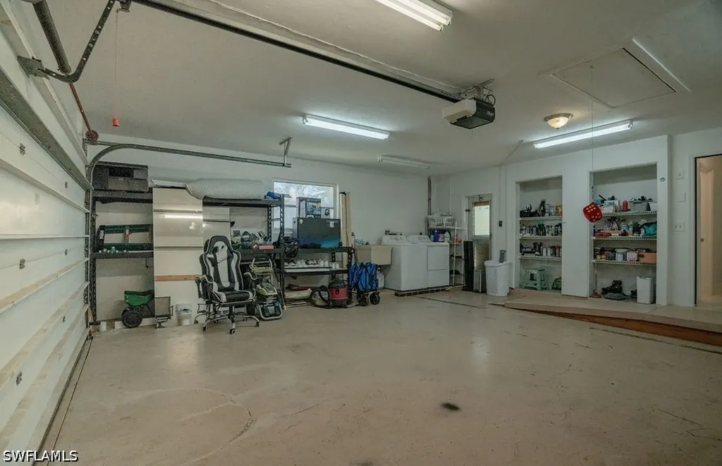 3725 SE 8th Place Cape Coral FL 33904