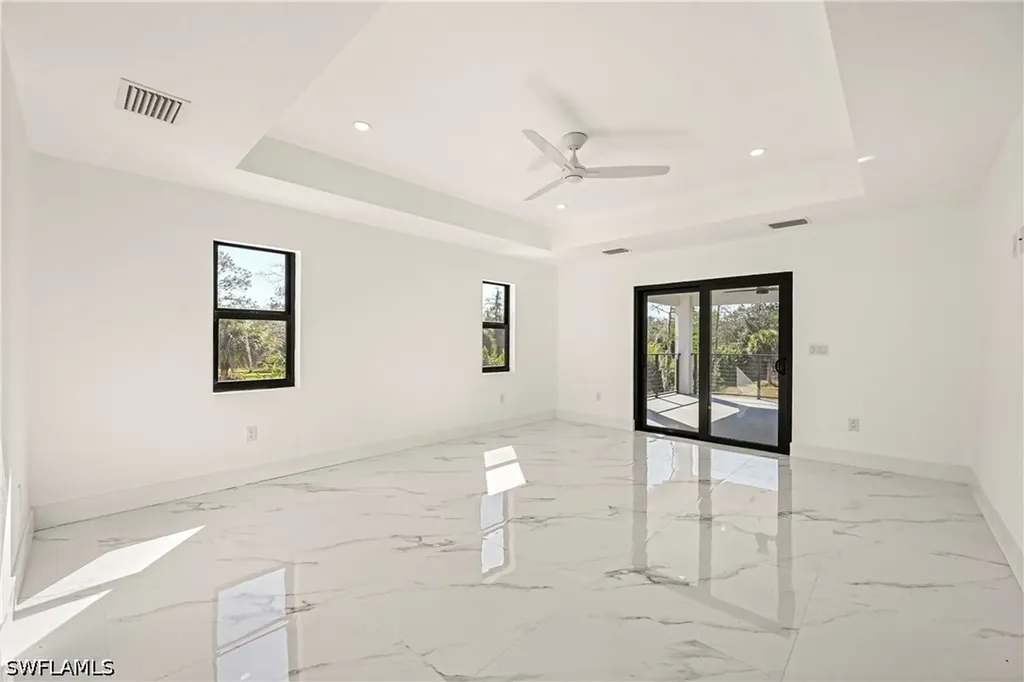 240 33rd Avenue NE Naples FL 34120