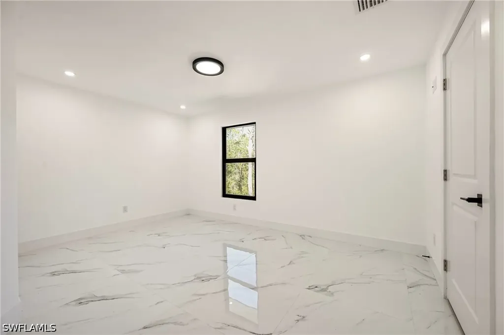 240 33rd Avenue NE Naples FL 34120