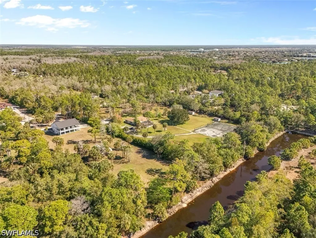 240 33rd Avenue NE Naples FL 34120