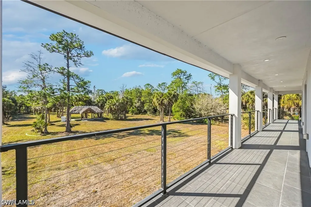 240 33rd Avenue NE Naples FL 34120