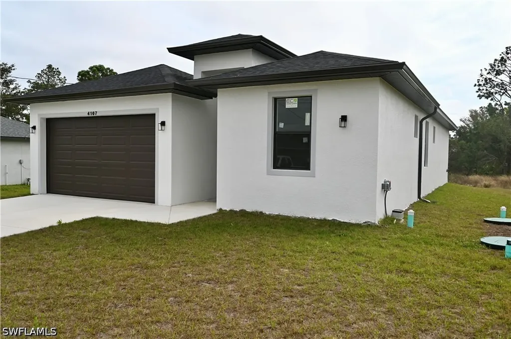 4107 13th Street SW Lehigh Acres FL 33976