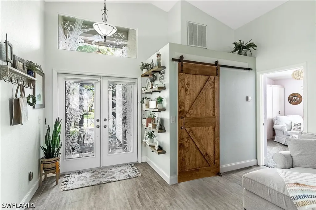 9801 Las Casas Drive Fort Myers FL 33919