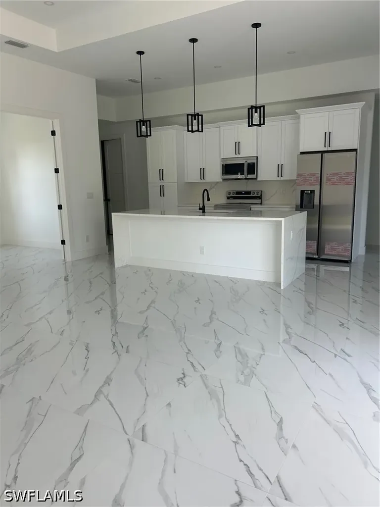 2894 43rd Avenue NE Naples FL 34120
